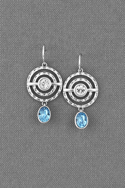 Beautiful Swarovski Crystal Rhodium Plated Earring