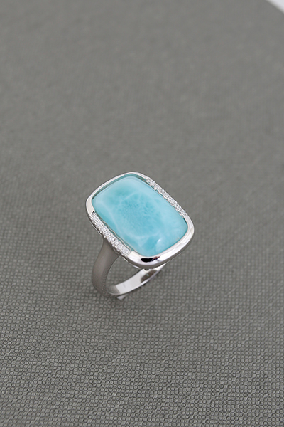 Cocktail Larimar Silver Ring