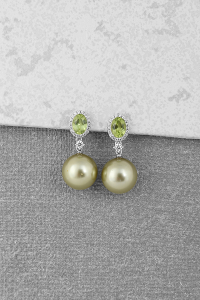 Silver South Sea Shell Pearl Peridot Stud Earrings