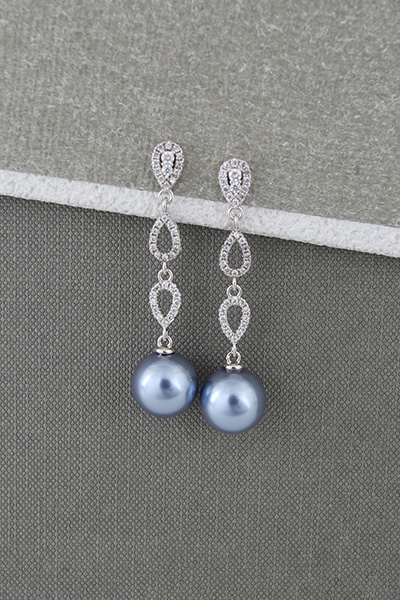 Shell pearls Earring