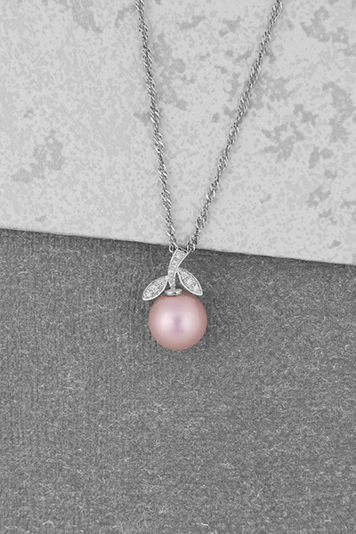 Shell pearls Pendant