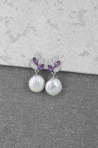 Genuine pearls Earring