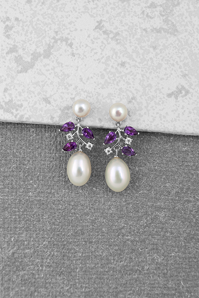 Genuine pearls Earring