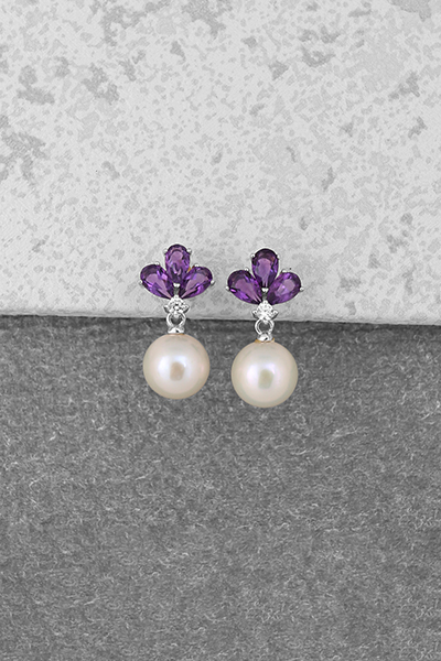 Genuine pearls Earring