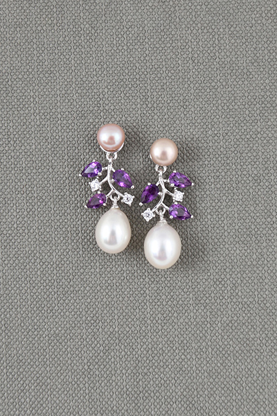 Genuine pearls Earring