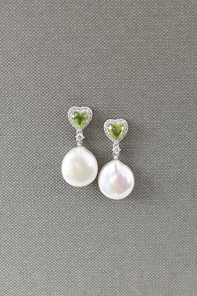 Genuine pearls Earring