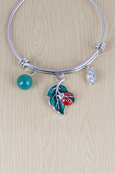 Designed Charms Bracelet of Cute Ladybug on a Leaf