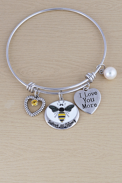 Sweet Honey Bee Design Charm Bracelet