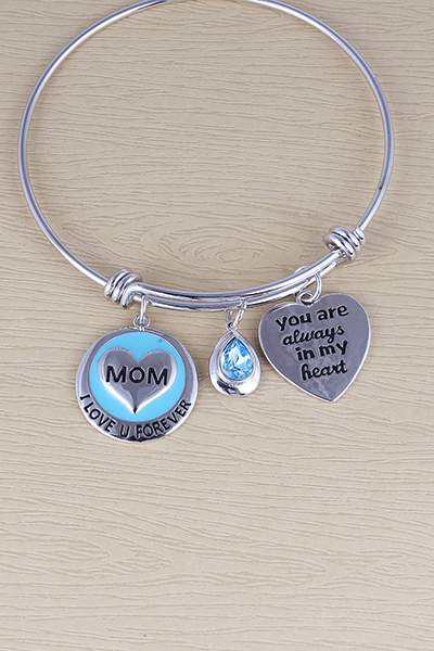 Love Mom Charms Bracelet