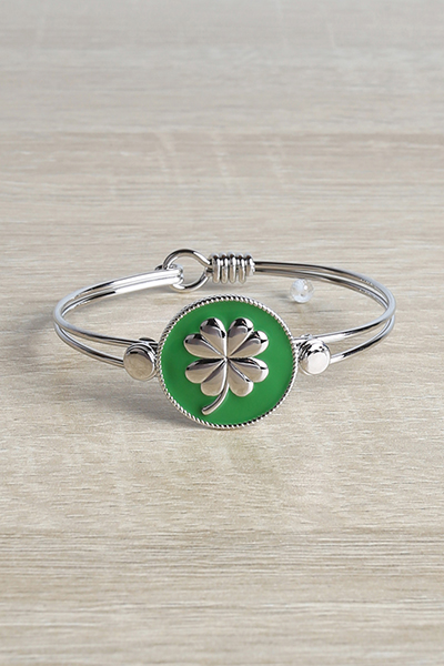 Graceful Beautiful Four-leaf Clover Bangle Bracele