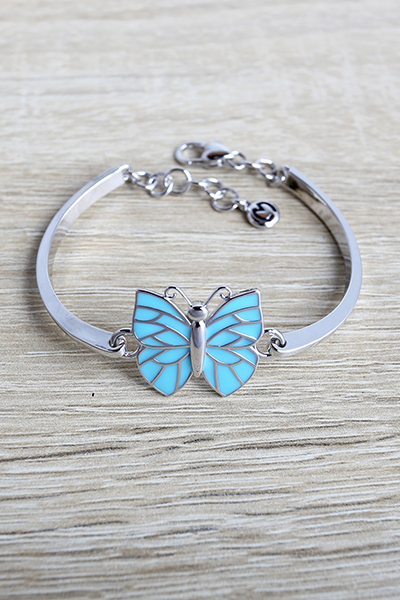 Pretty Butterfly Design Chain Bracelet